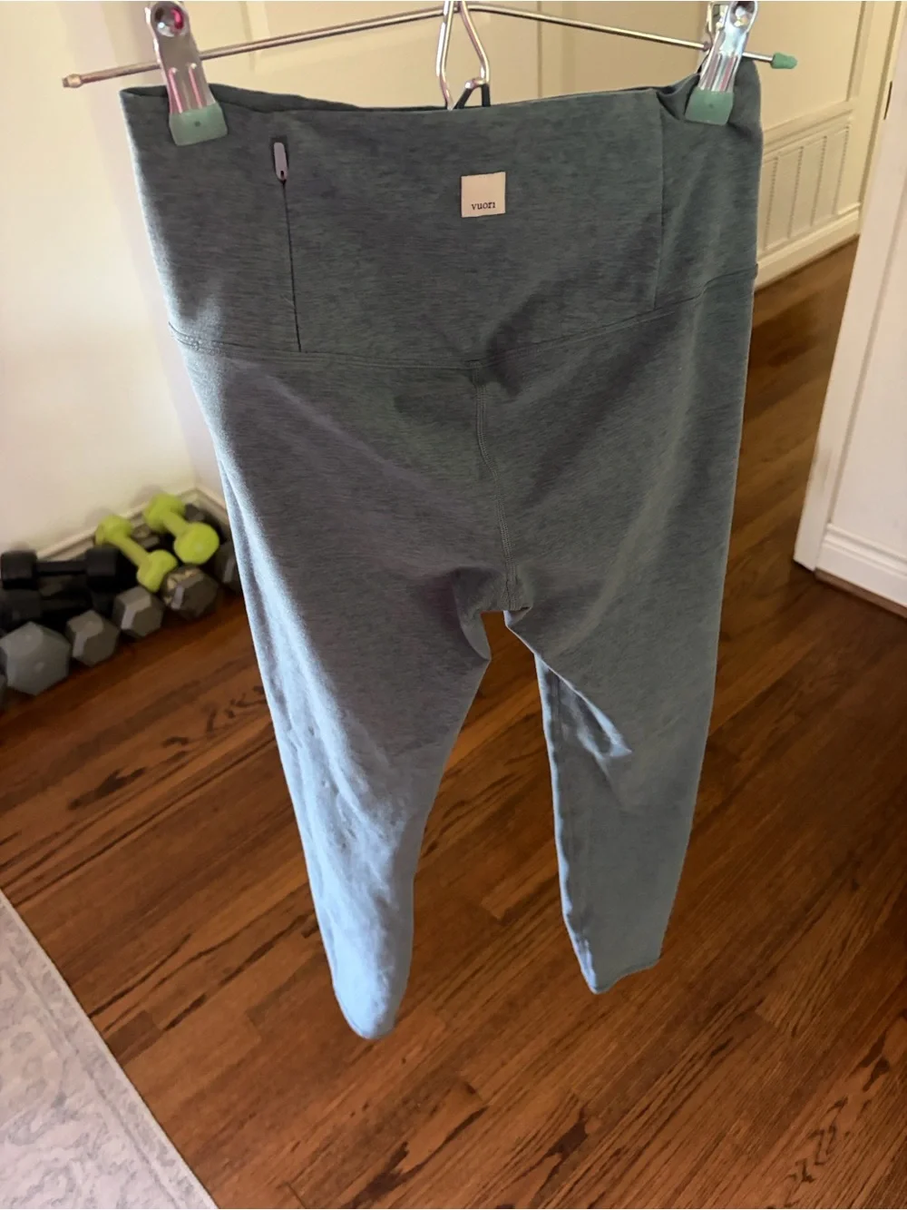 Vuori Heathered green clean elevation leggings